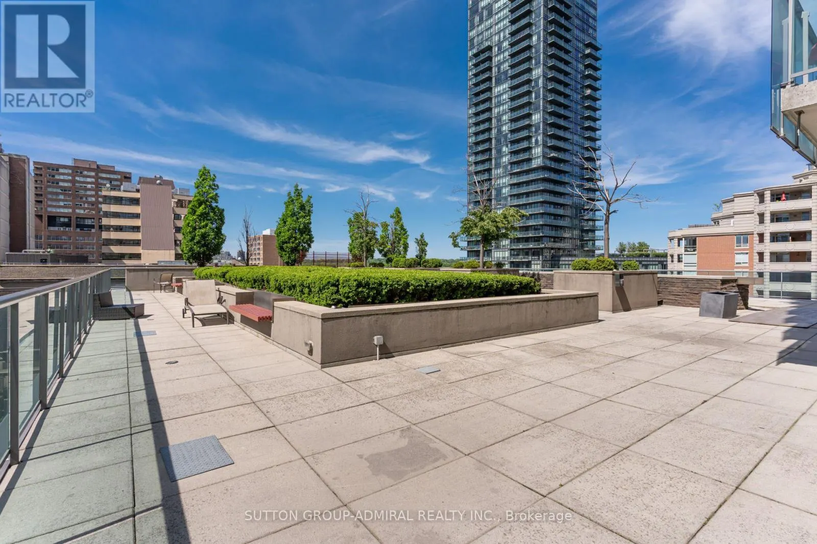 104 - 21 SCOLLARD STREET