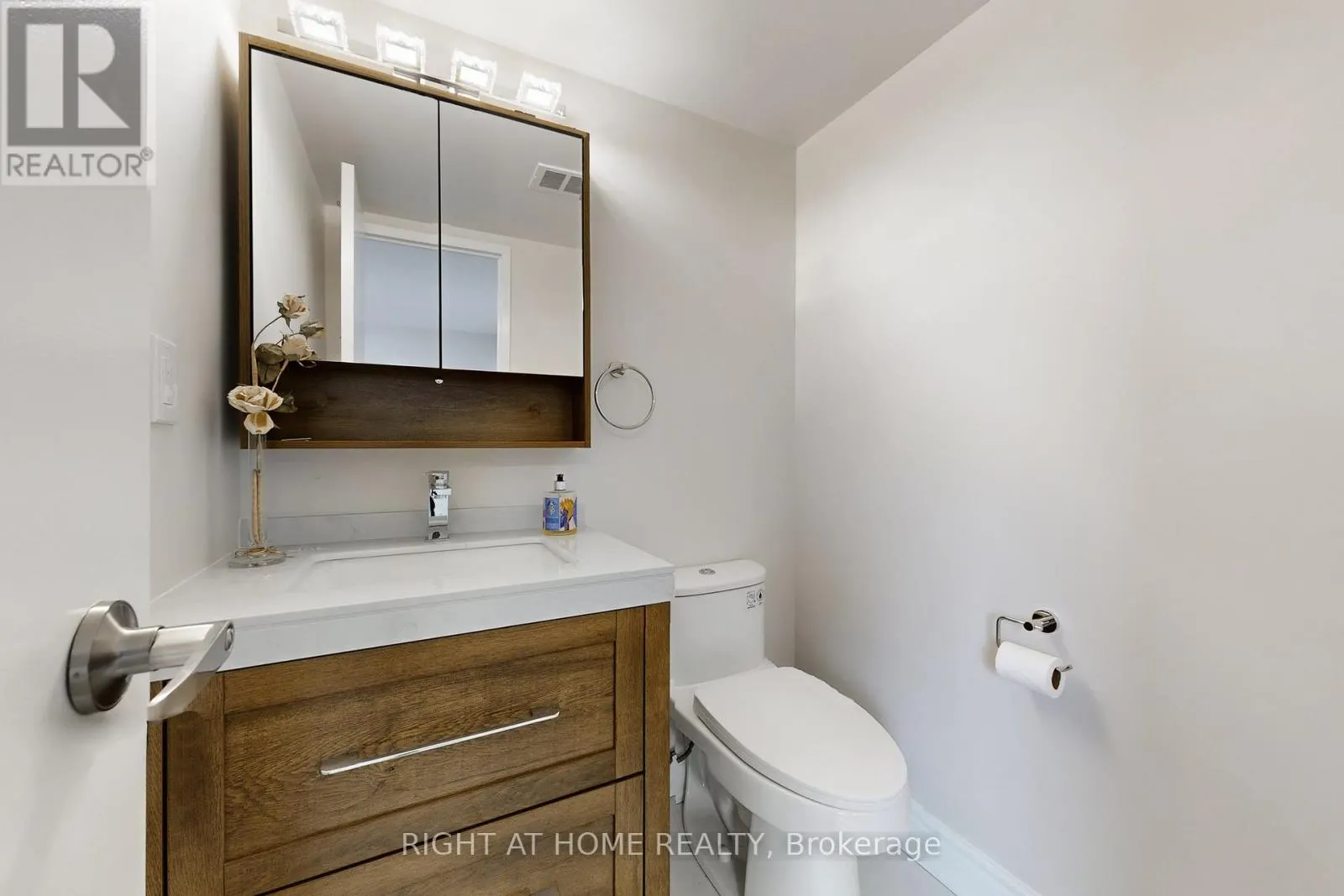 702 - 1338 YORK MILLS ROAD
