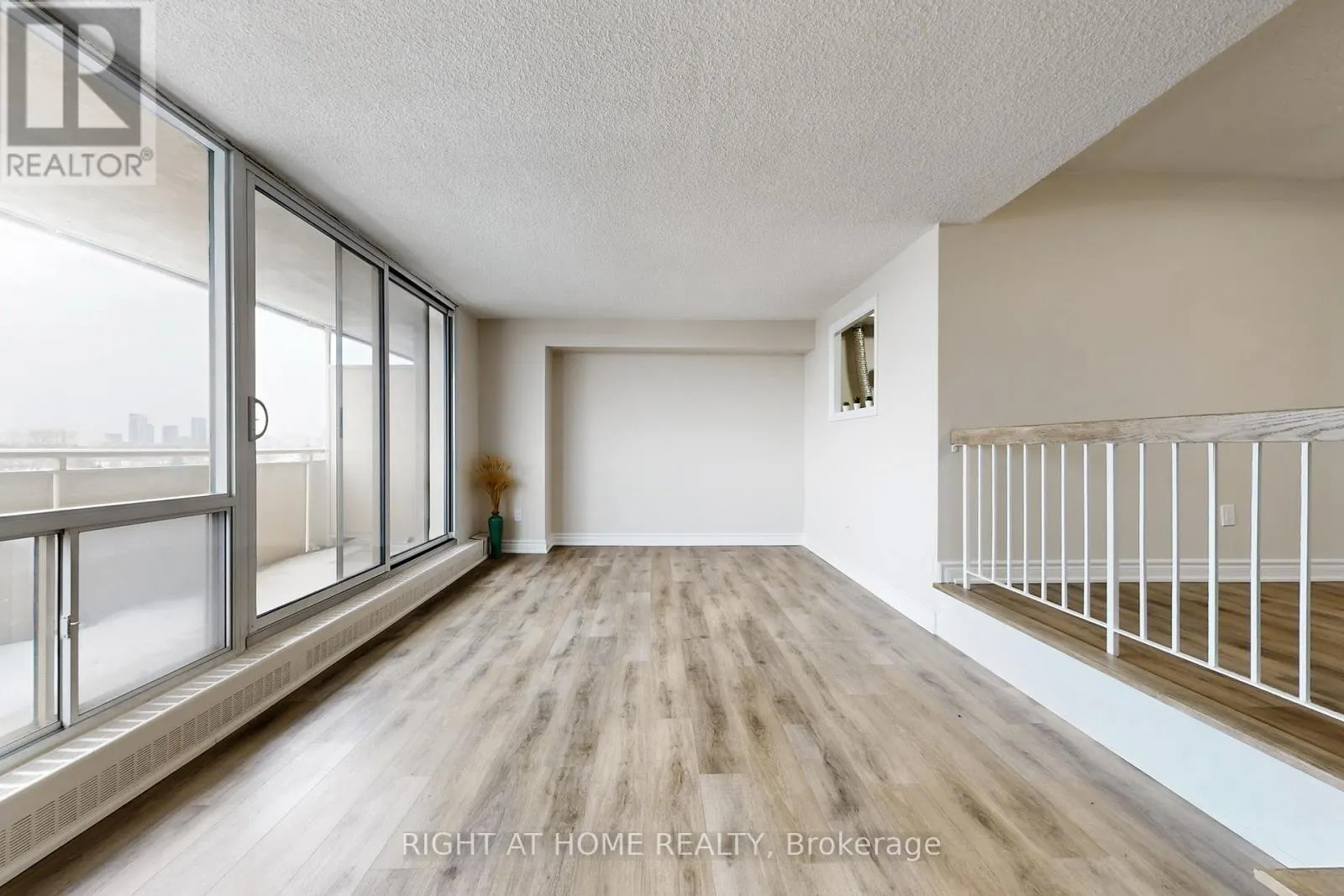 702 - 1338 YORK MILLS ROAD
