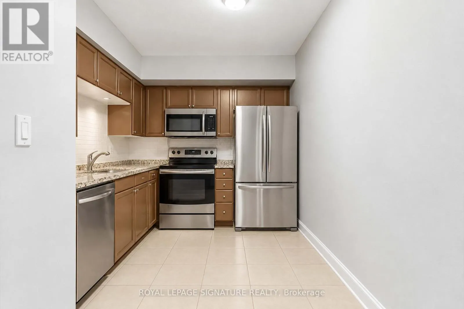 1119 - 5 EVERSON DRIVE W