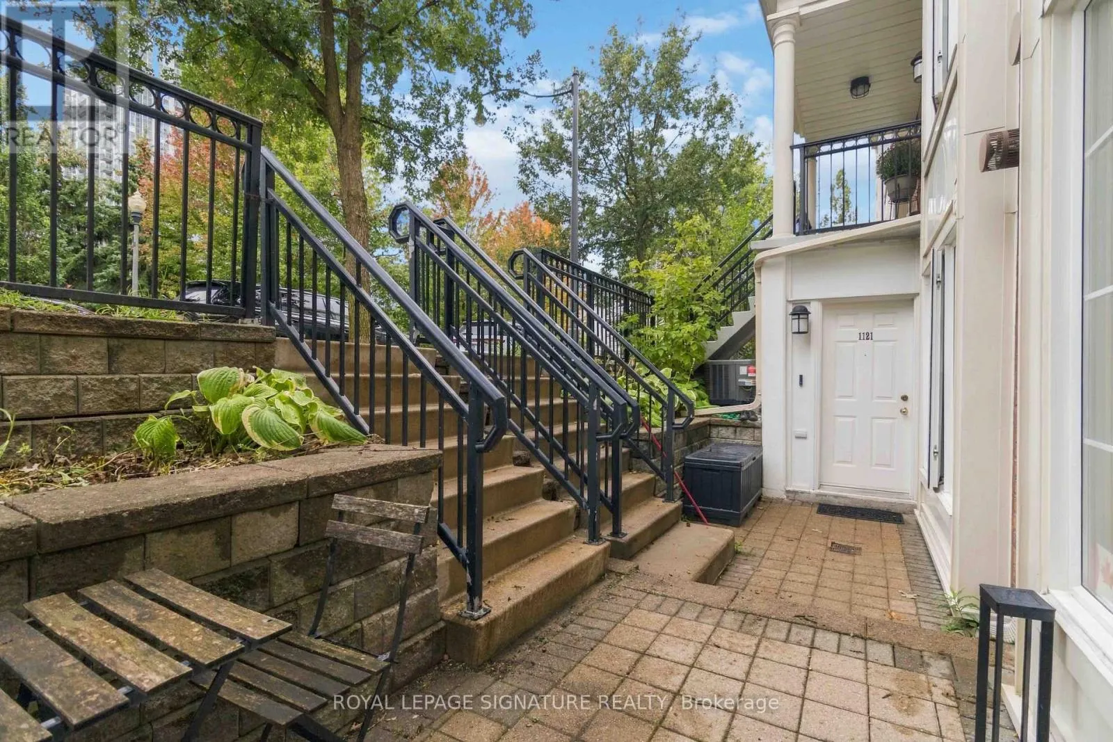 1119 - 5 EVERSON DRIVE W