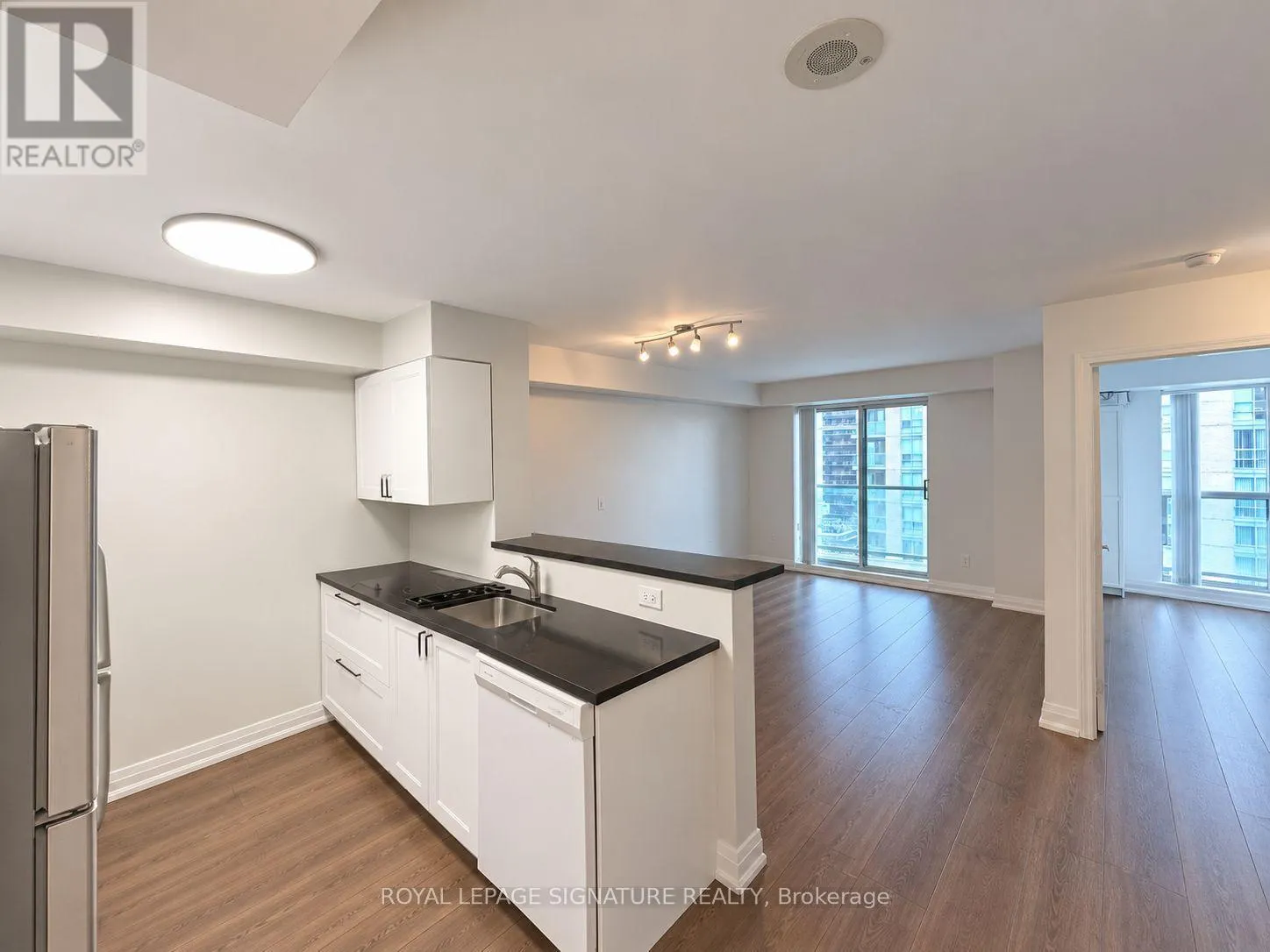 1507 - 20 OLIVE AVENUE