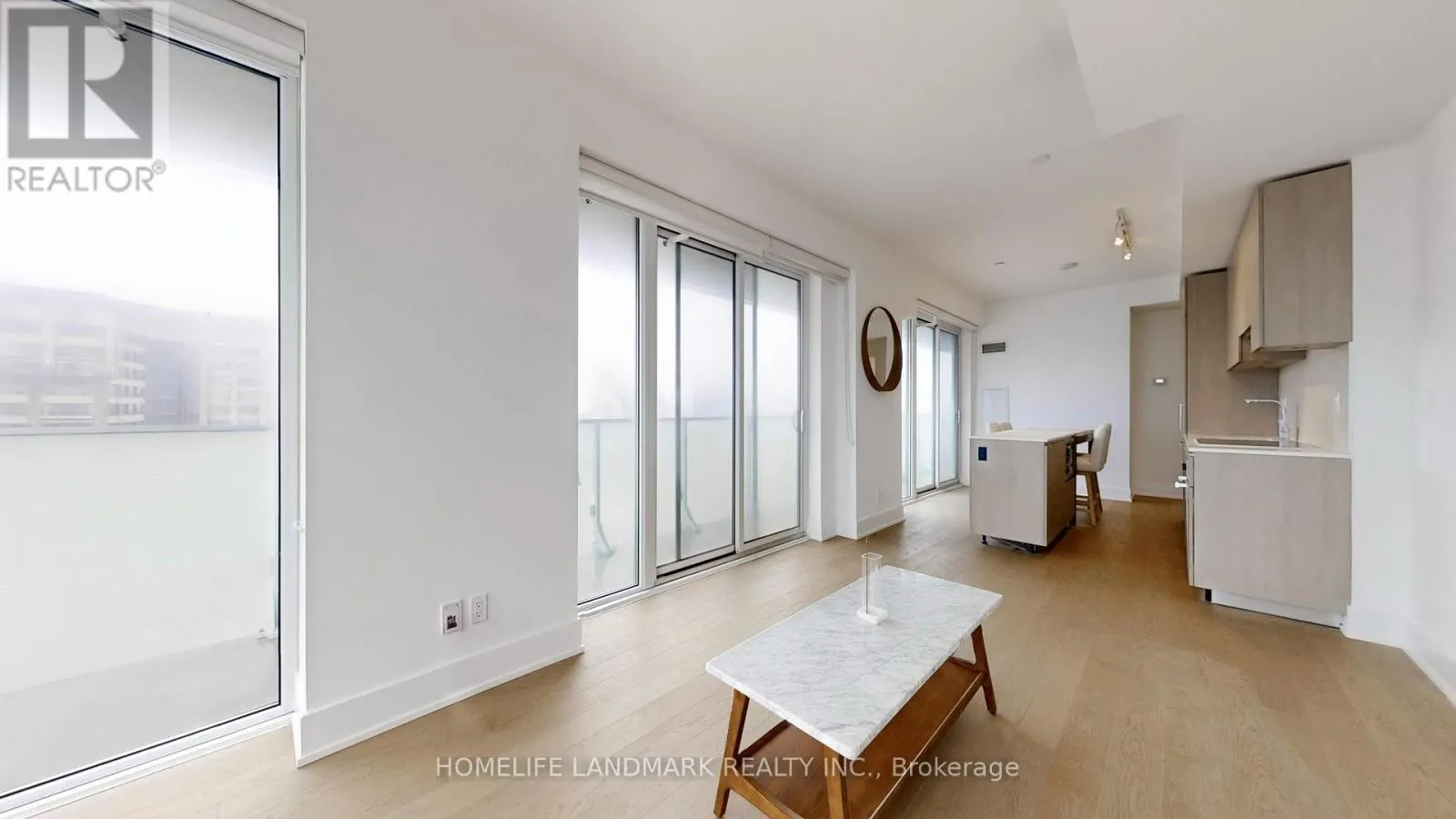 2305 - 200 BLOOR STREET W