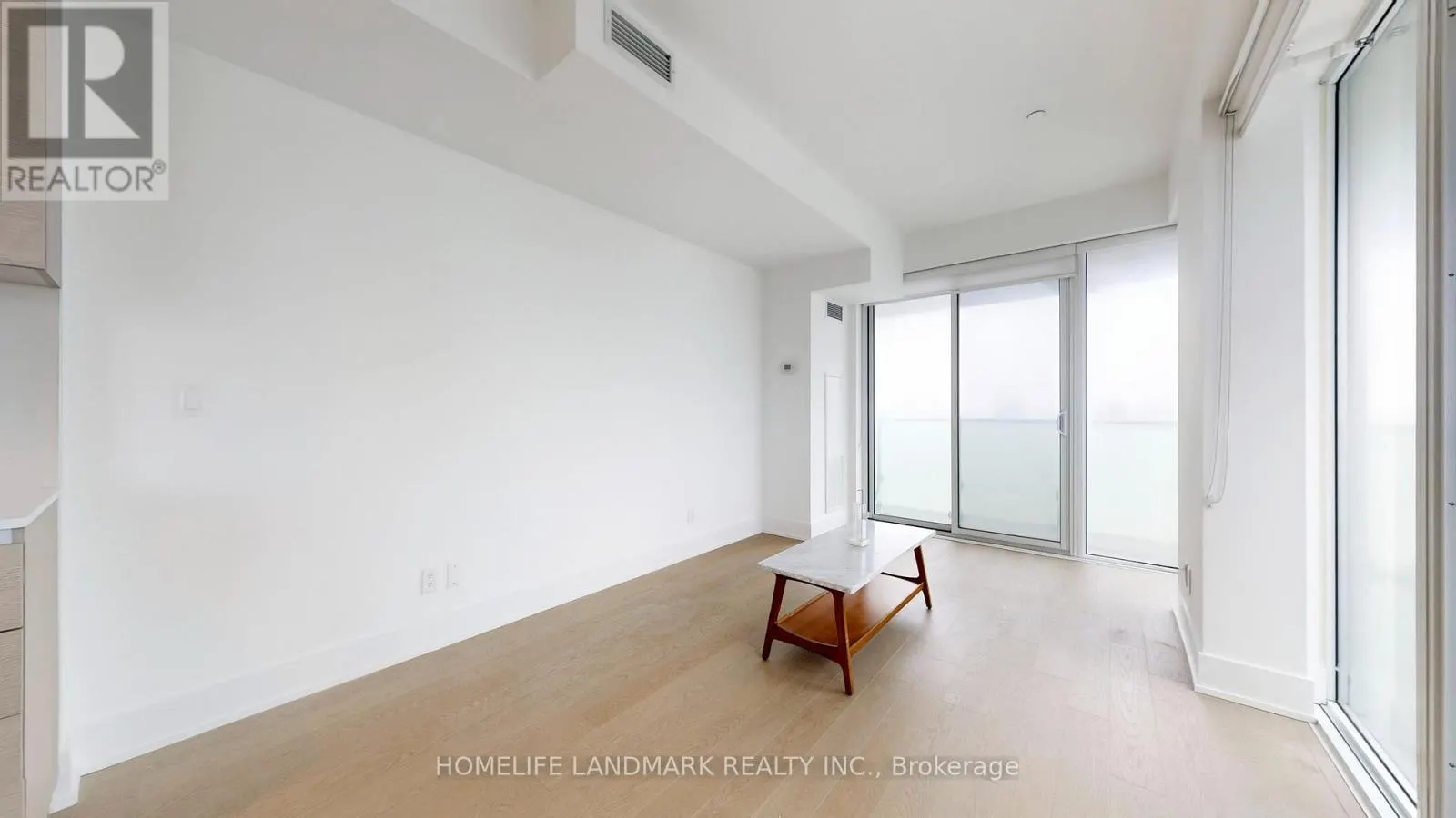 2305 - 200 BLOOR STREET W