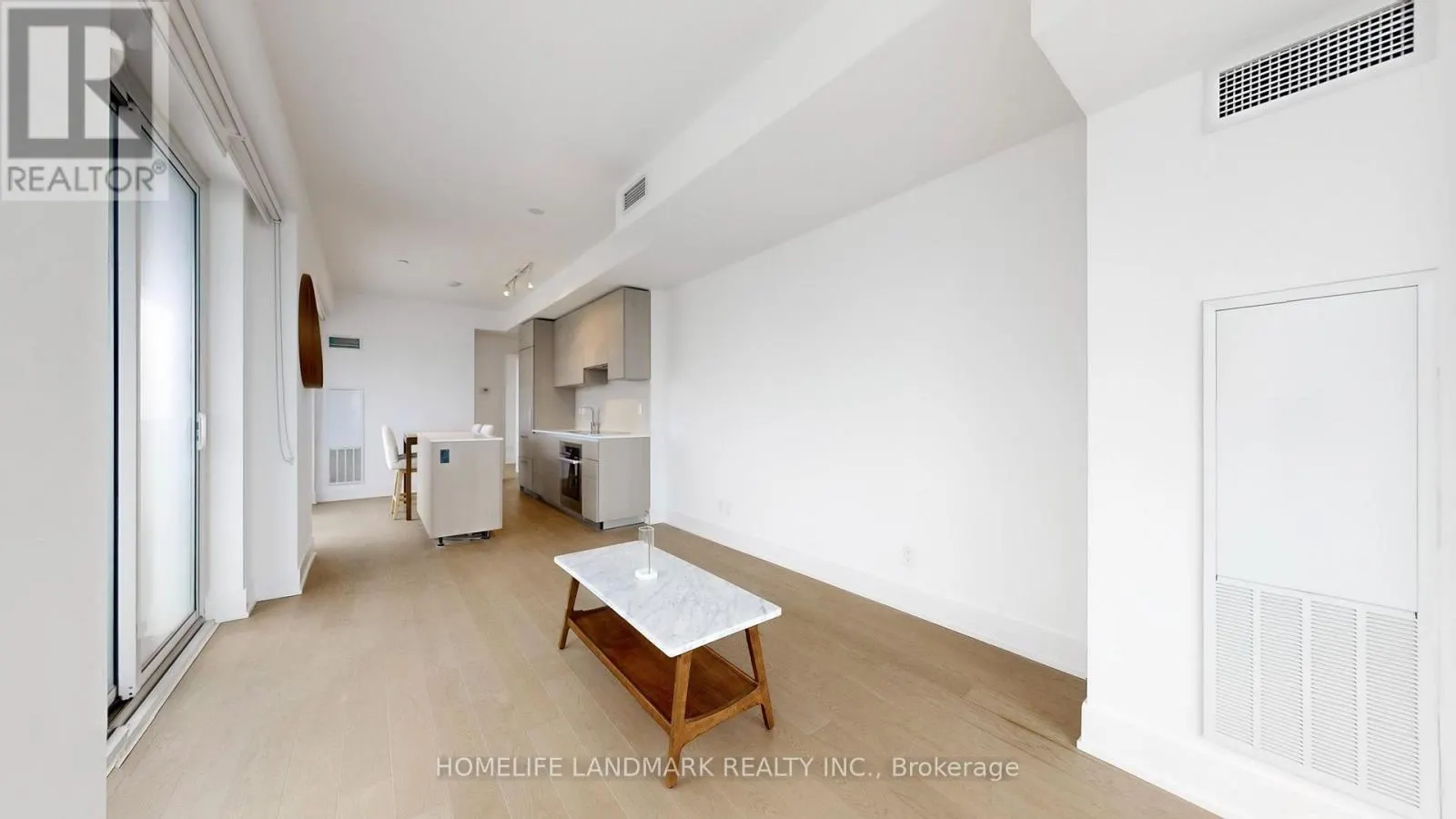 2305 - 200 BLOOR STREET W
