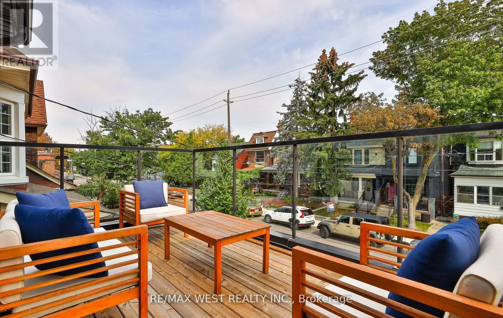 734 SHAW STREET