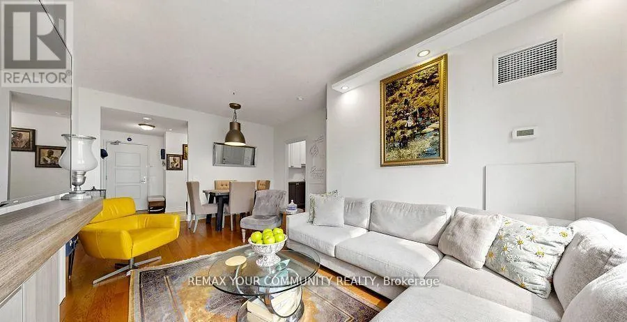 103 - 78 HARRISON GARDEN BOULEVARD
