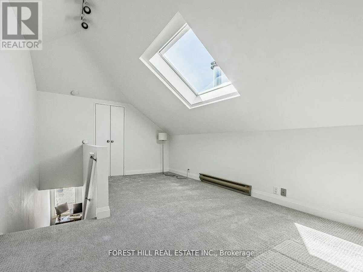 2ND & 3RD FLOOR - 14B GLENVIEW AVENUE