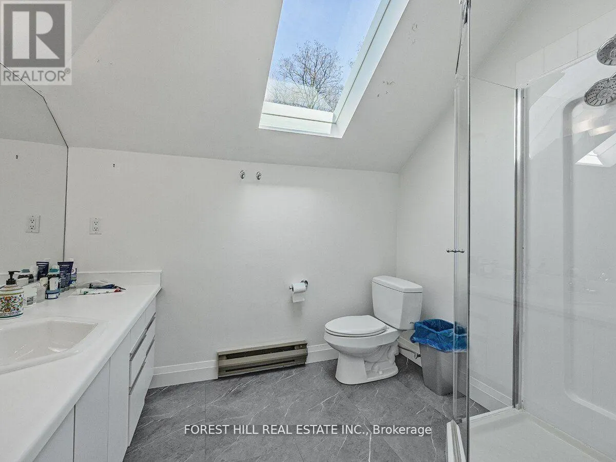 2ND & 3RD FLOOR - 14B GLENVIEW AVENUE
