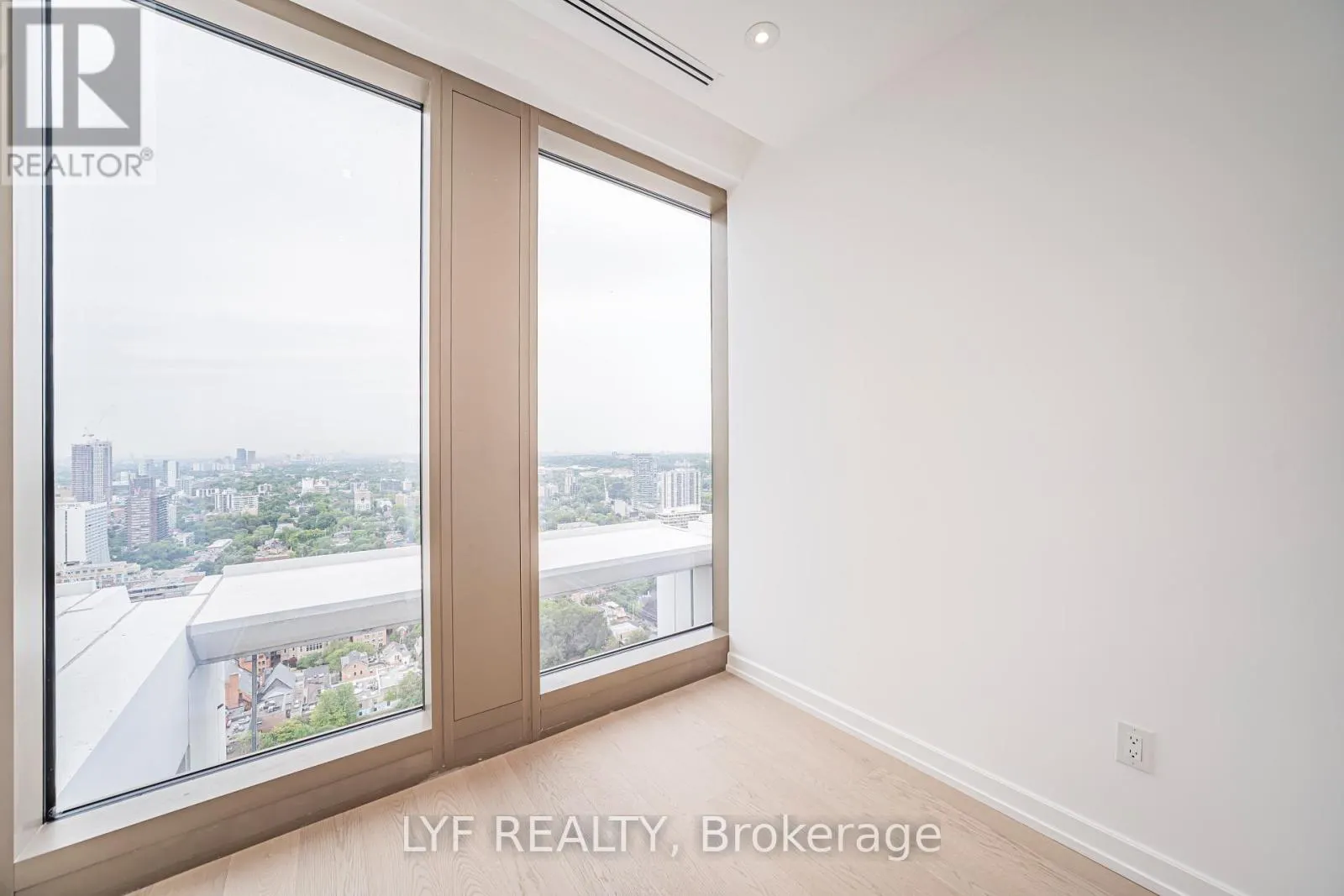 3002 - 1315 BAY STREET