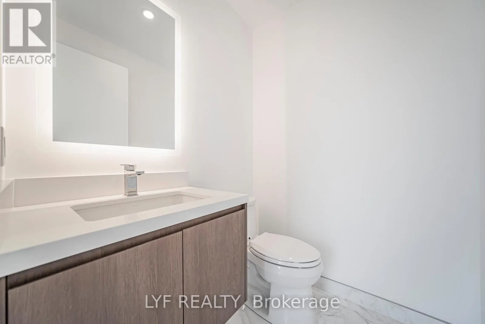 3002 - 1315 BAY STREET