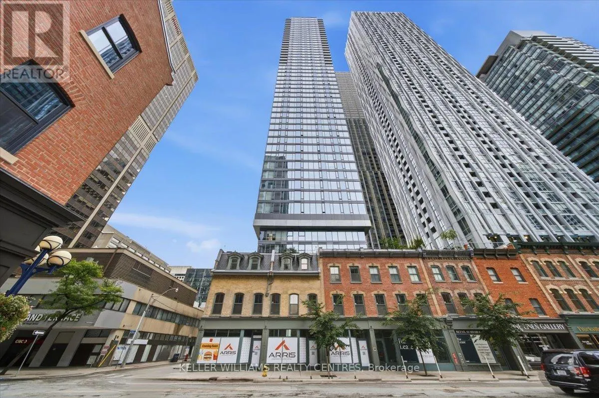 2606 - 8 CUMBERLAND STREET