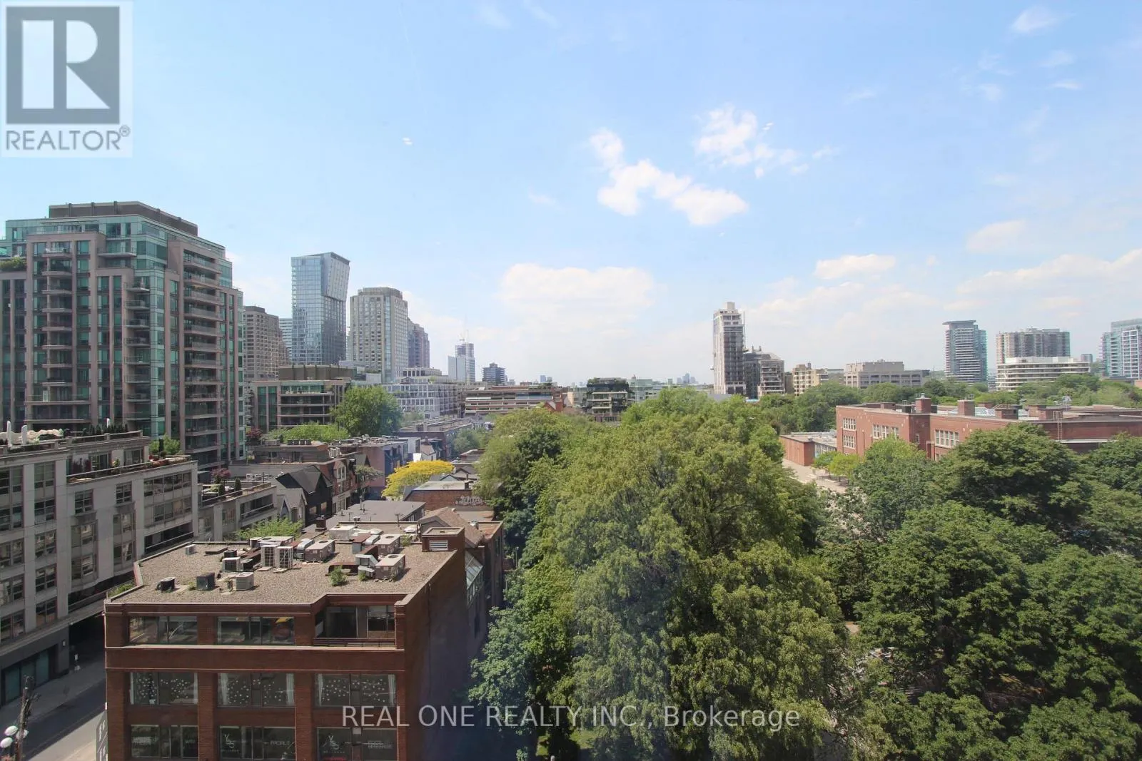804 - 1315 BAY STREET