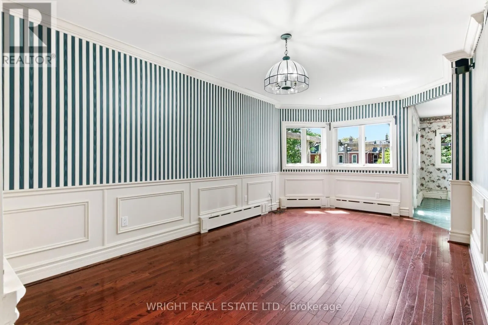 112 ALBANY AVENUE