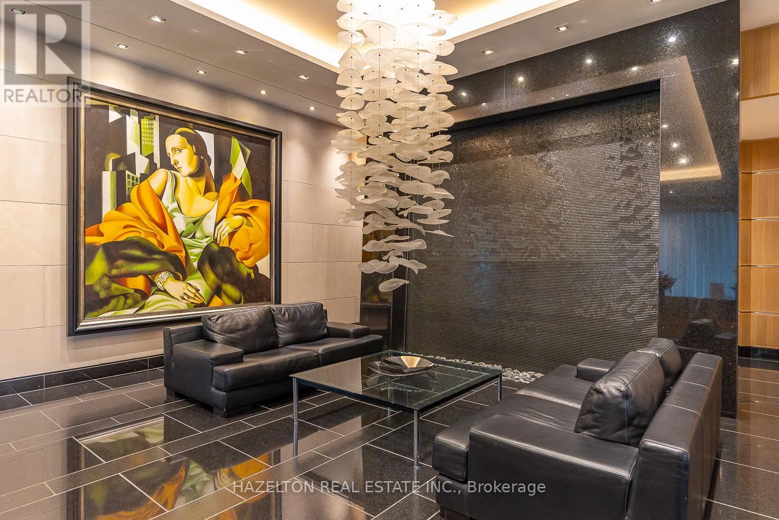 1402 - 206 BLOOR STREET W