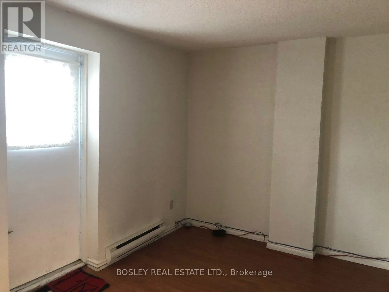 2ND FLOOR, APT 2 - 160 DAVENPORT ROAD