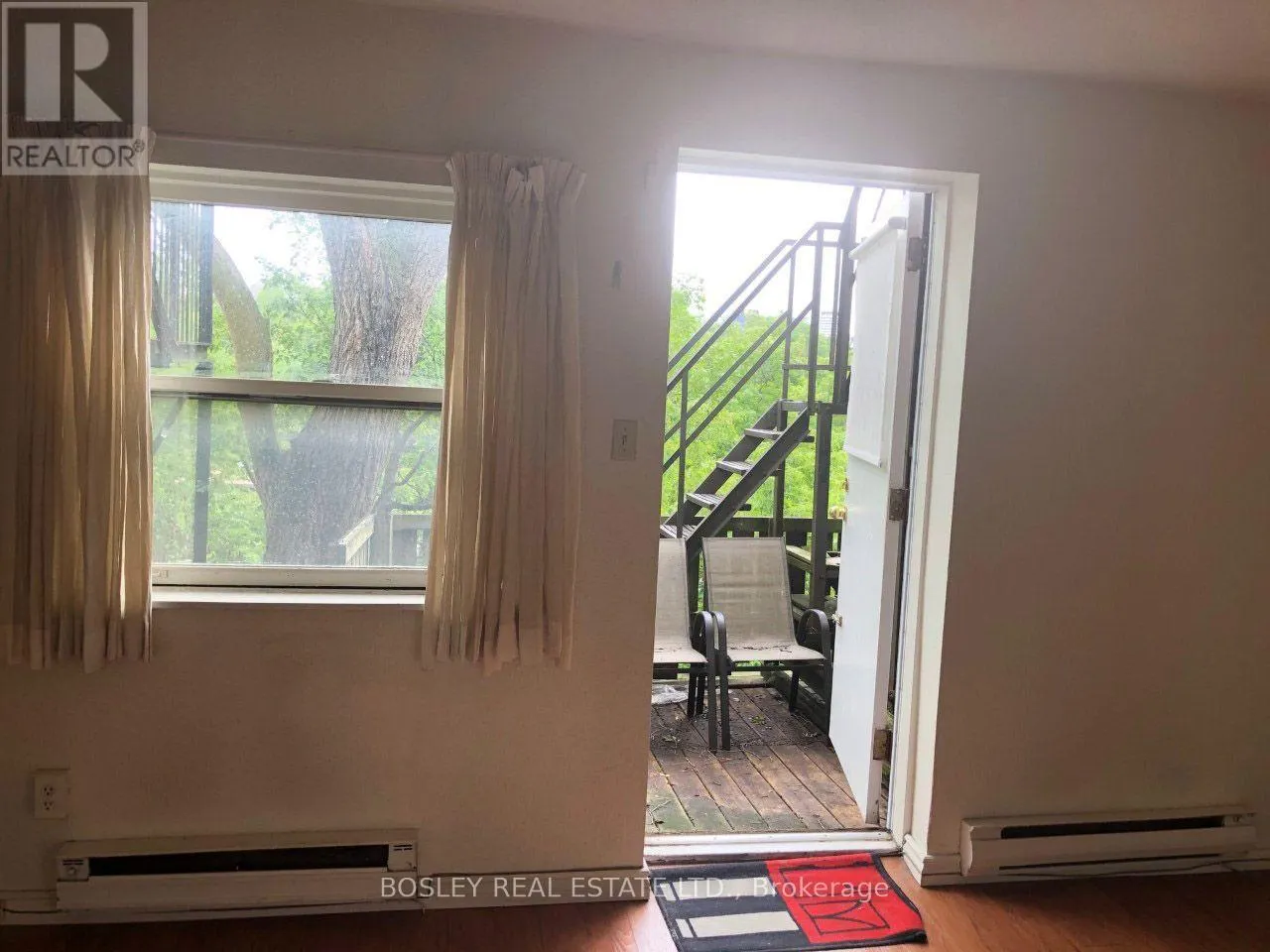 2ND FLOOR, APT 2 - 160 DAVENPORT ROAD