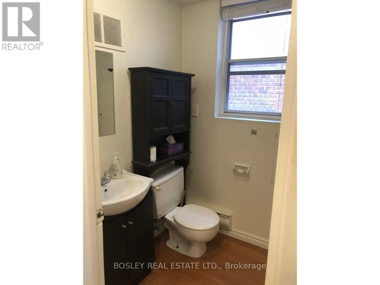 2ND FLOOR, APT 2 - 160 DAVENPORT ROAD