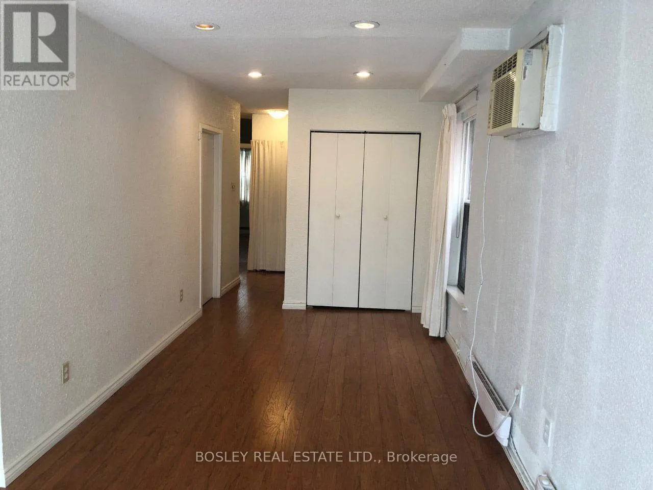 2ND FLOOR, APT 2 - 160 DAVENPORT ROAD