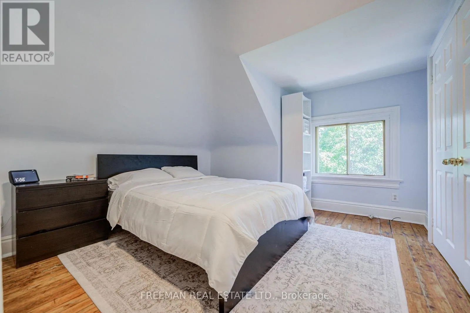 468 MARKHAM STREET