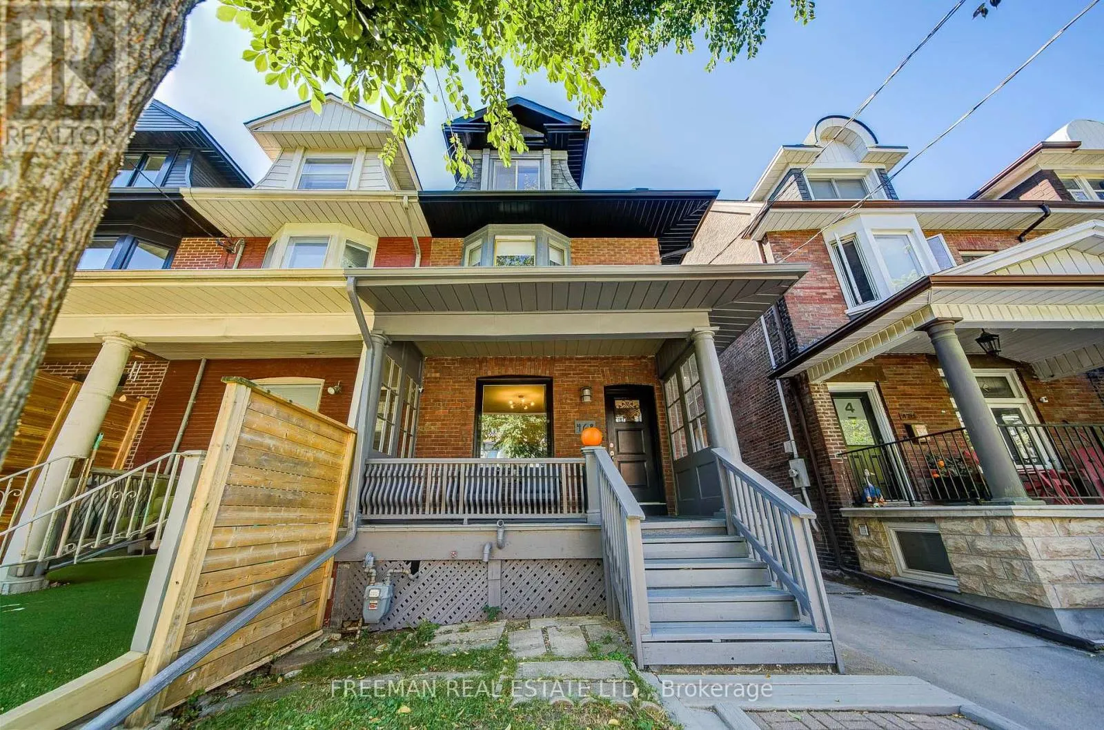 468 MARKHAM STREET