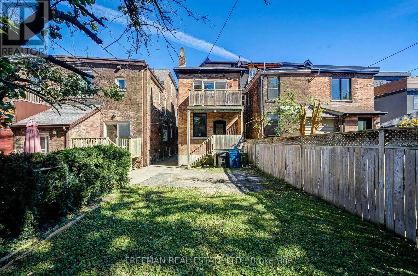 468 MARKHAM STREET
