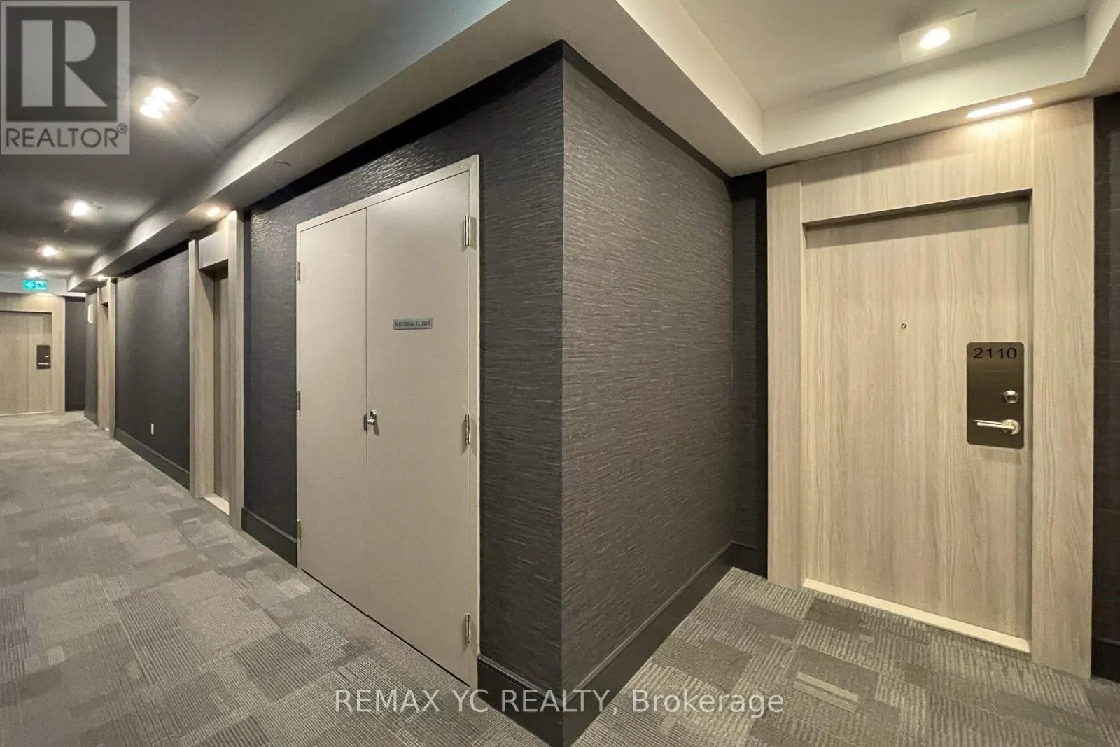 2110 - 75 CANTERBURY PLACE