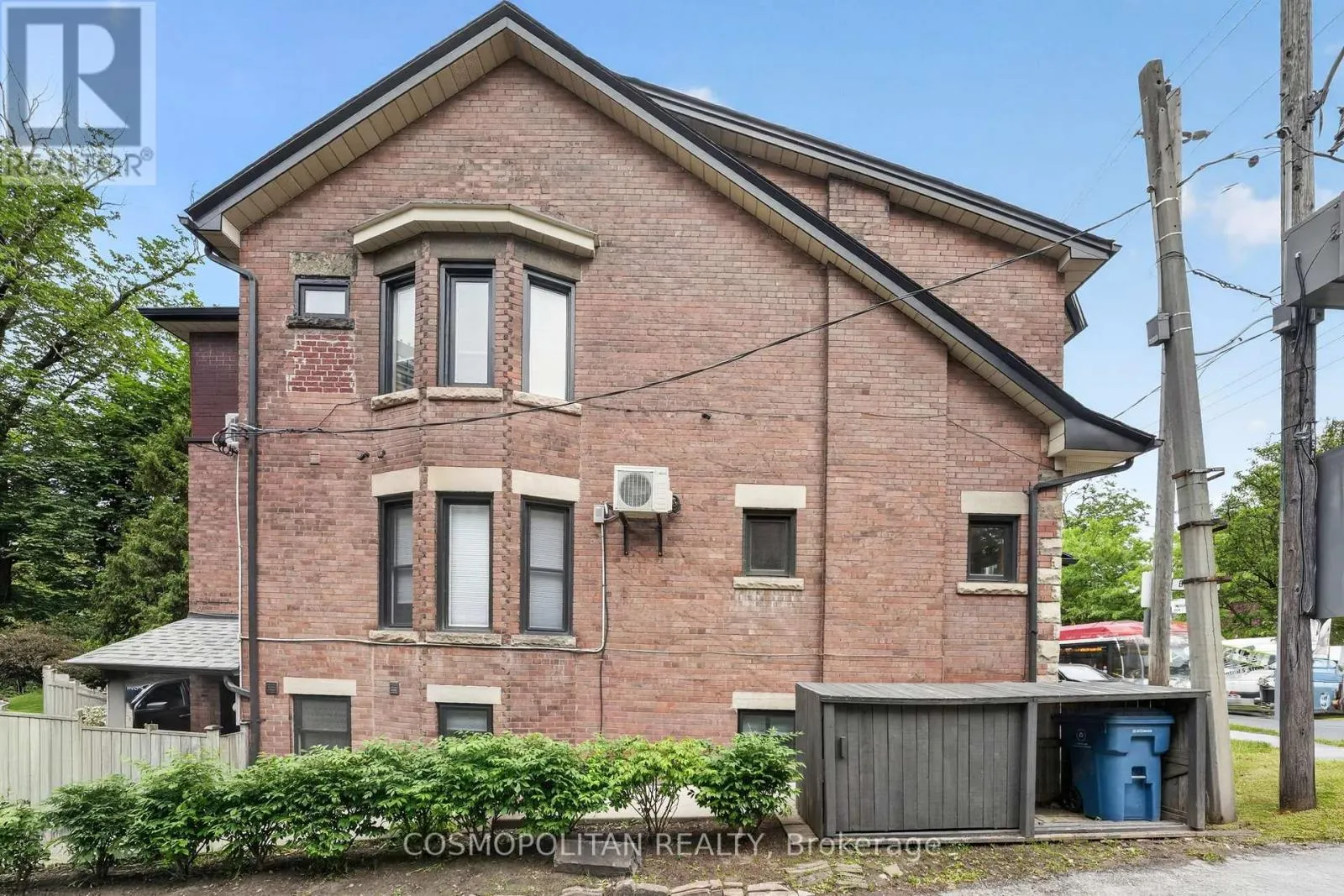 380 SPADINA ROAD