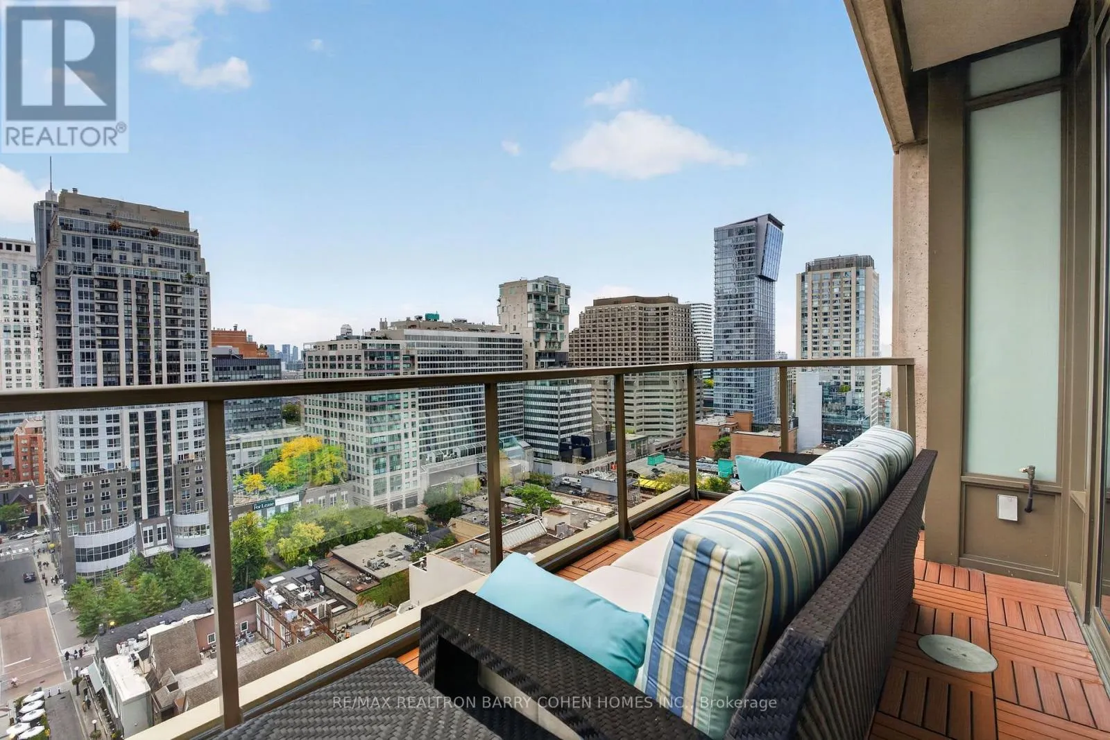 1602 - 80 YORKVILLE AVENUE