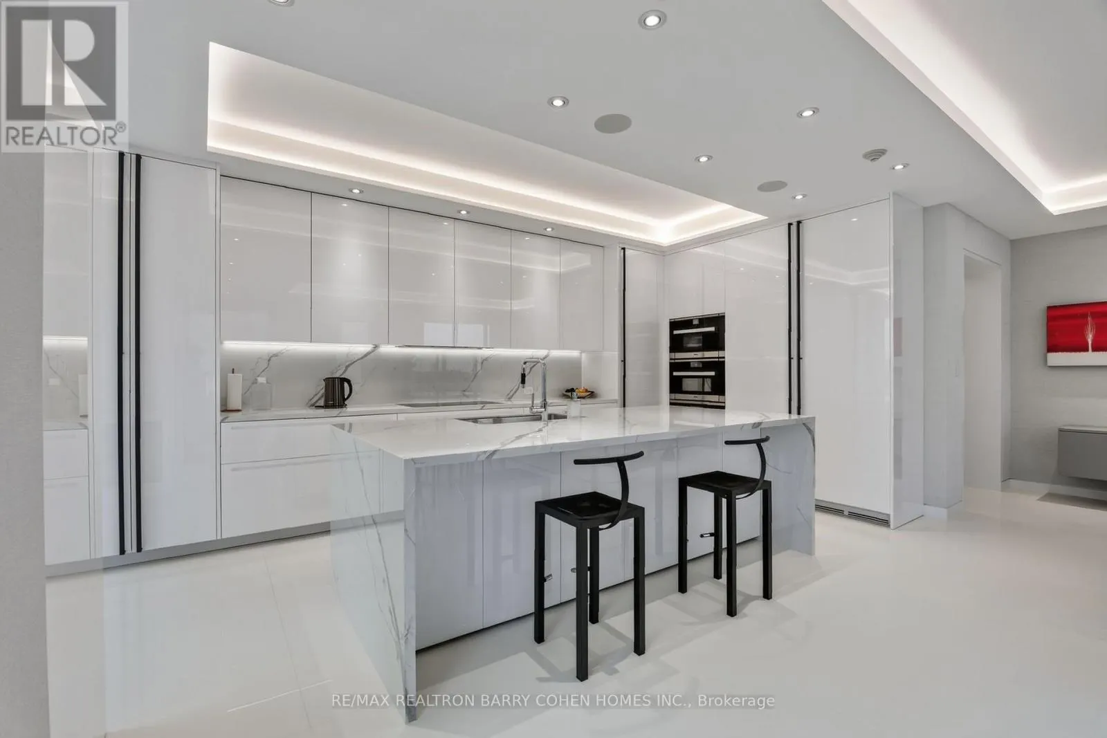 1602 - 80 YORKVILLE AVENUE