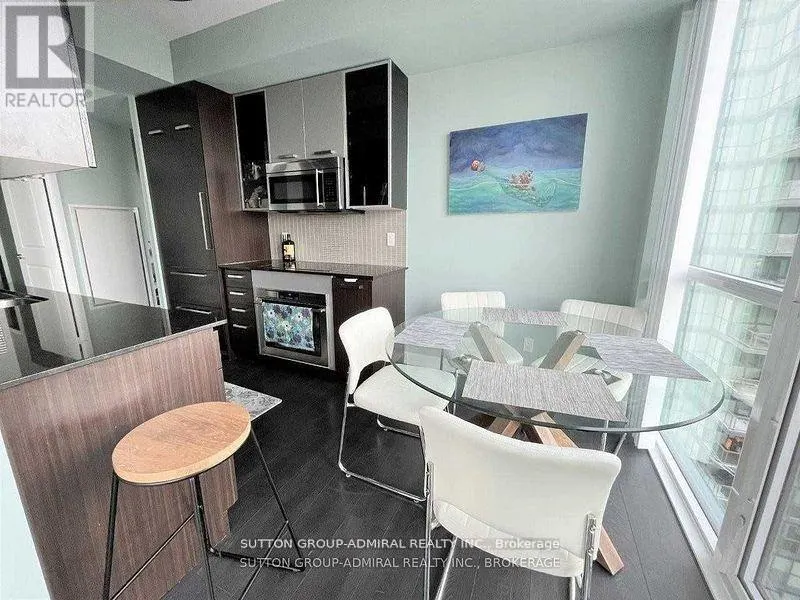 2705 - 5168 YONGE STREET