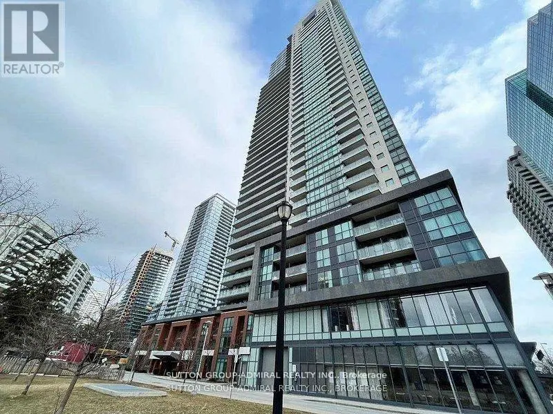 2705 - 5168 YONGE STREET