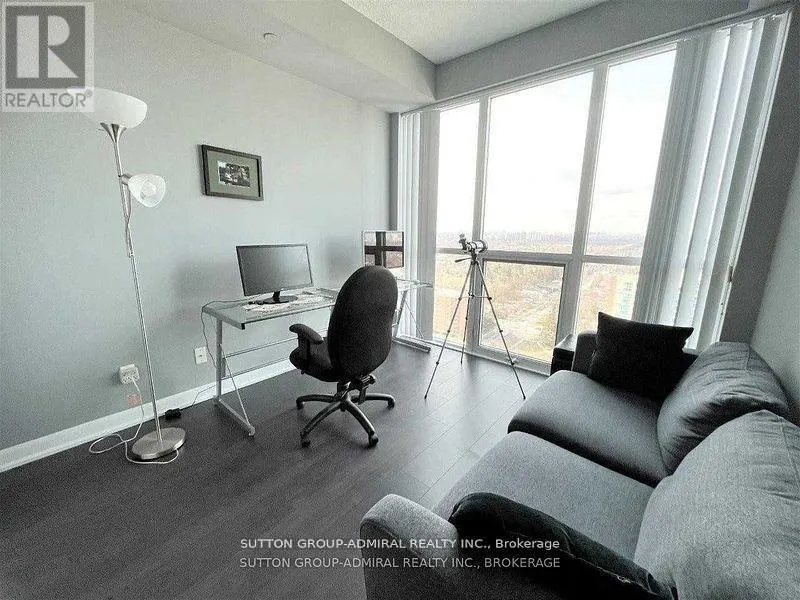 2705 - 5168 YONGE STREET