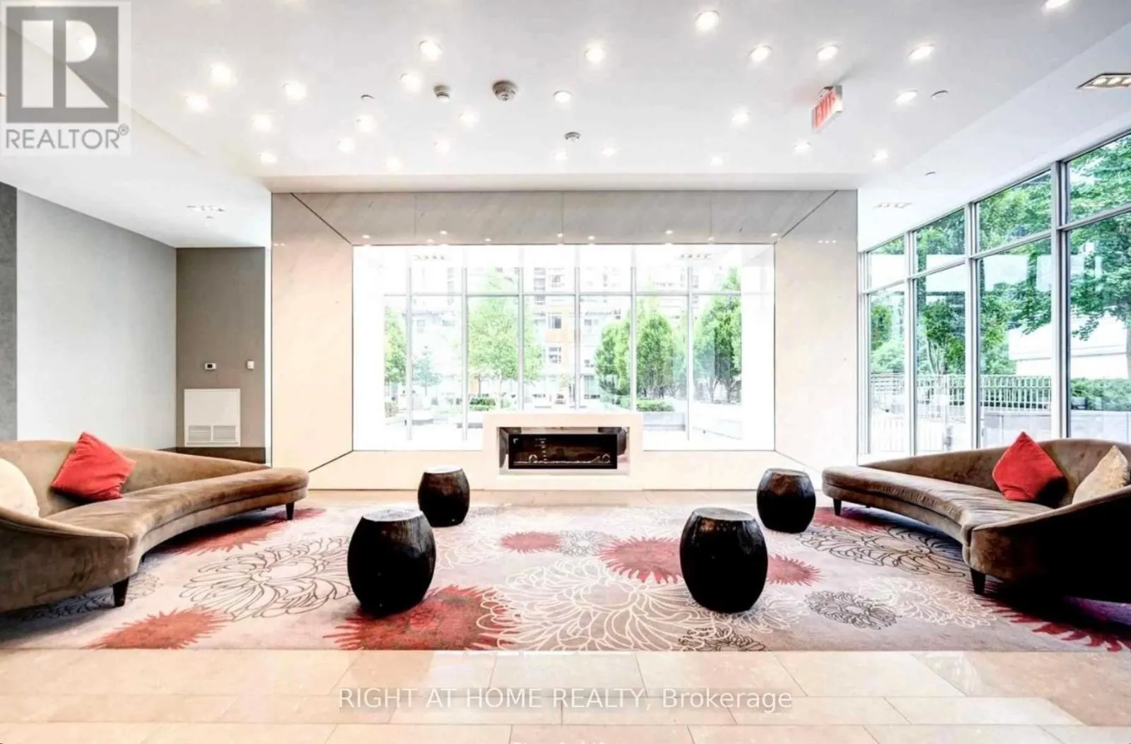 409 - 88 SHEPPARD AVENUE E