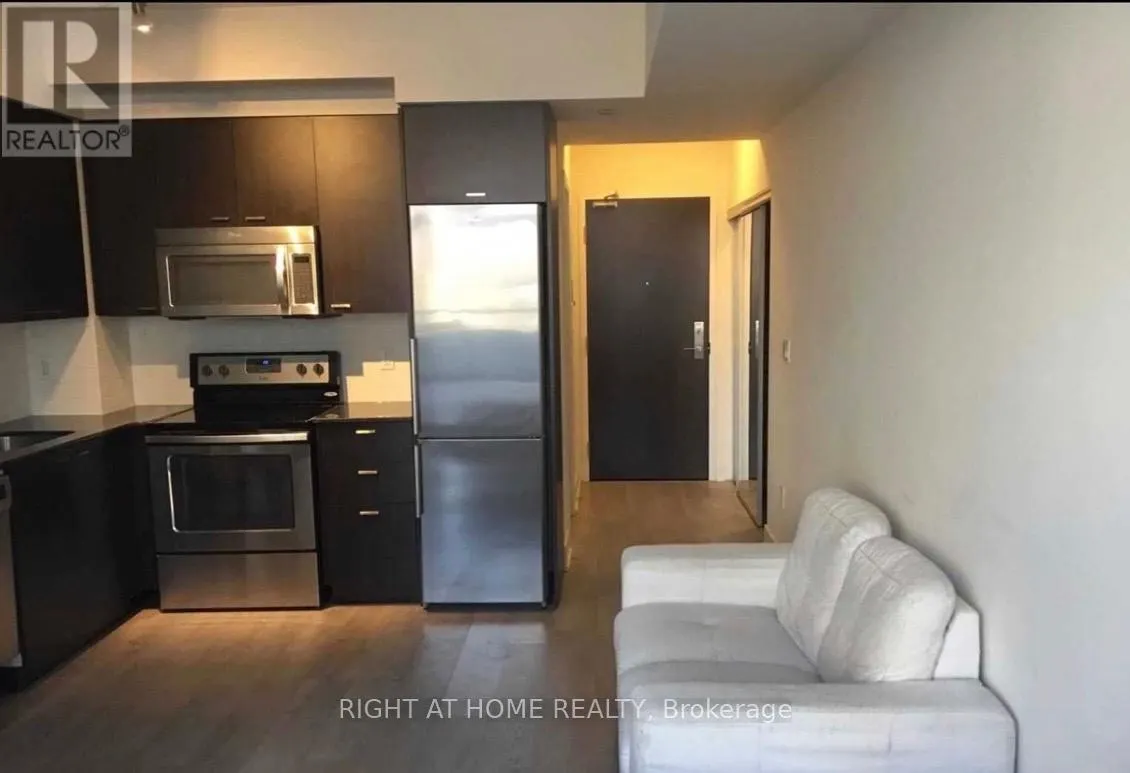 409 - 88 SHEPPARD AVENUE E