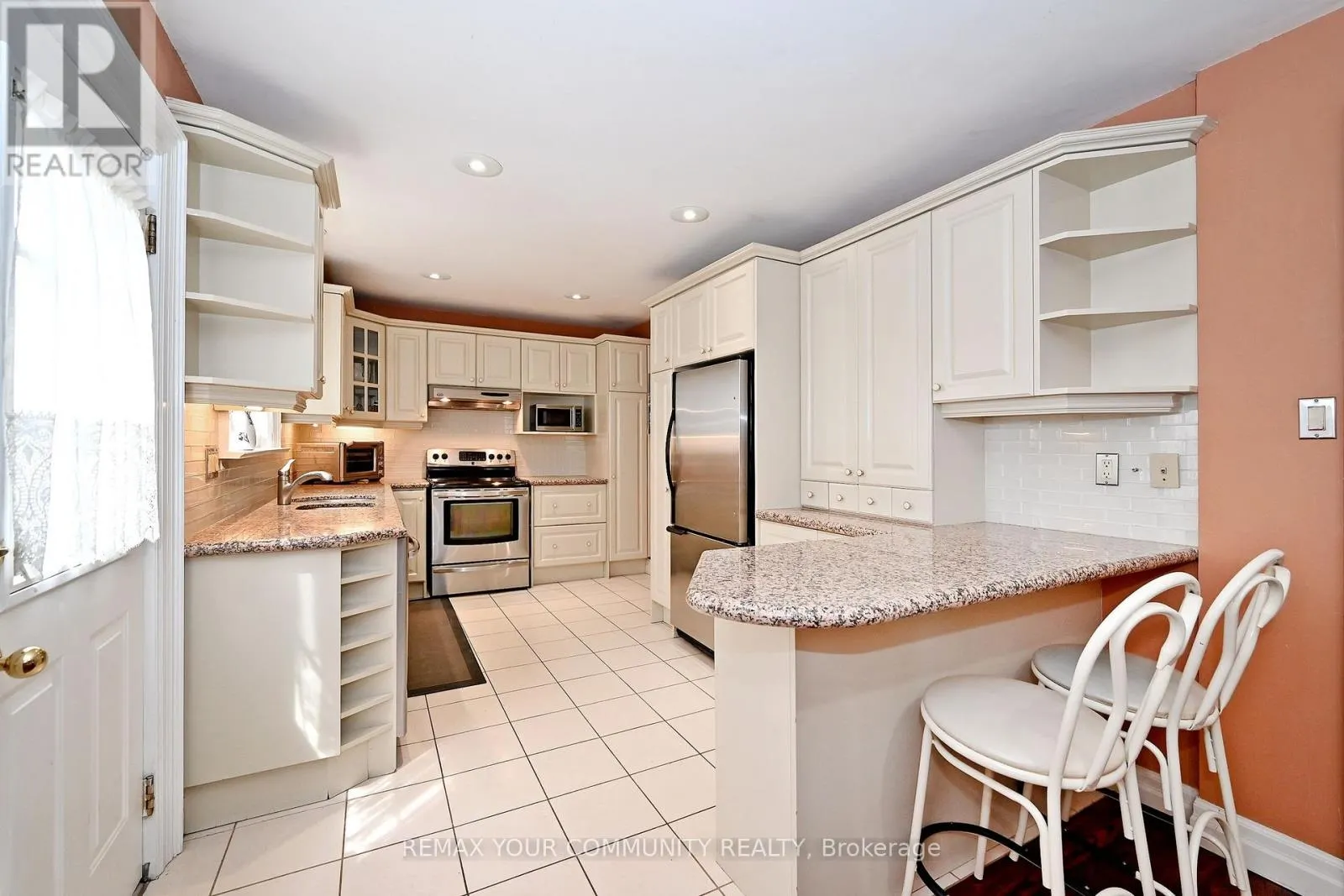 39 PRATTLEY DRIVE
