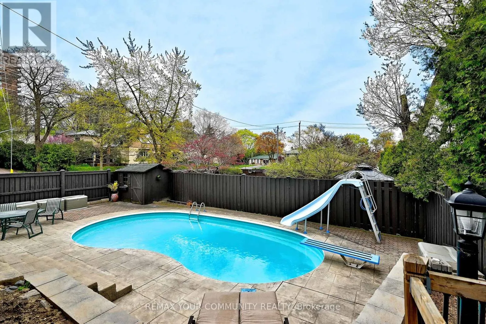 39 PRATTLEY DRIVE