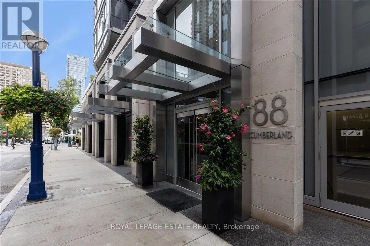 1201 - 88 CUMBERLAND STREET