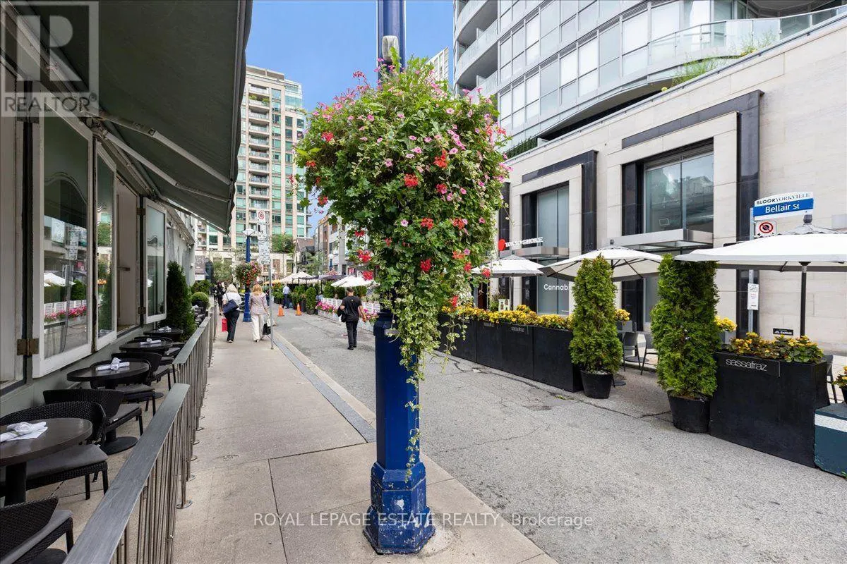 1201 - 88 CUMBERLAND STREET