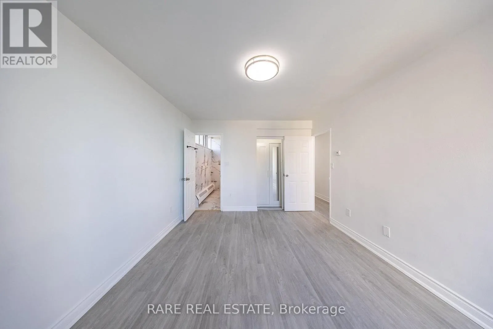 914 - 60 PAVANE LINKWAY