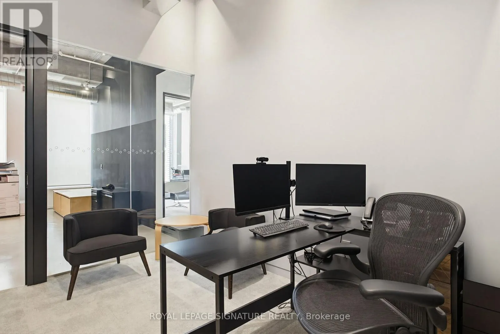 1314-1324 - 130 QUEENS QUAY E