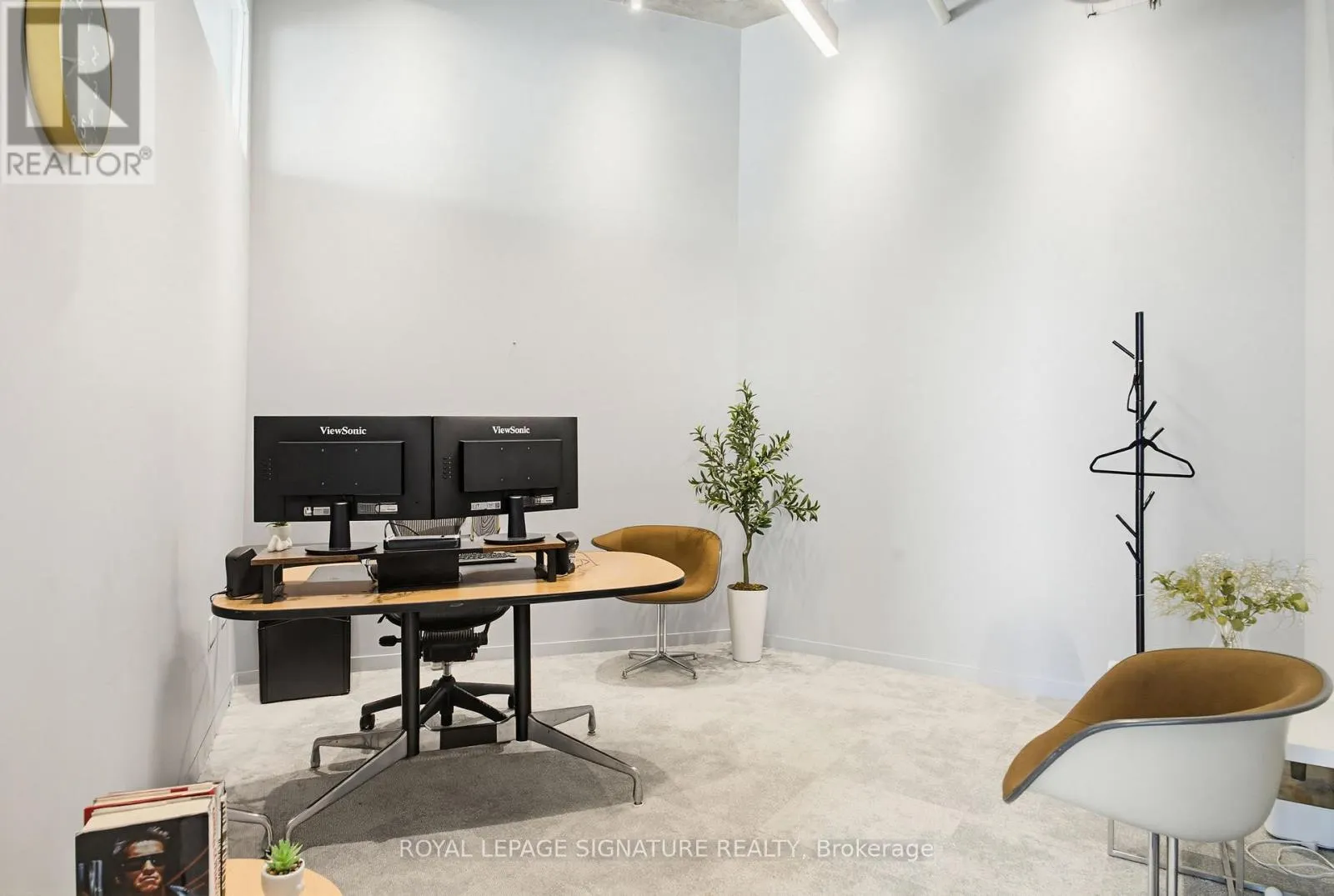 1314-1324 - 130 QUEENS QUAY E