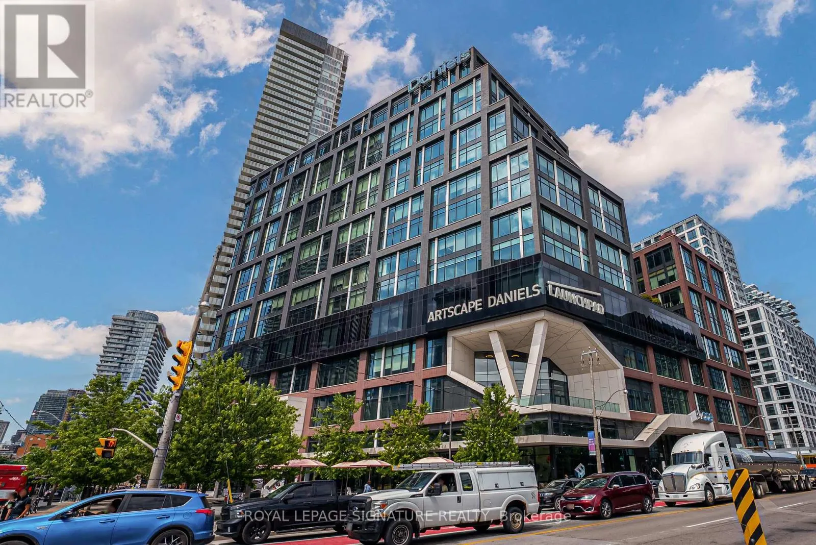 1314-1324 - 130 QUEENS QUAY E