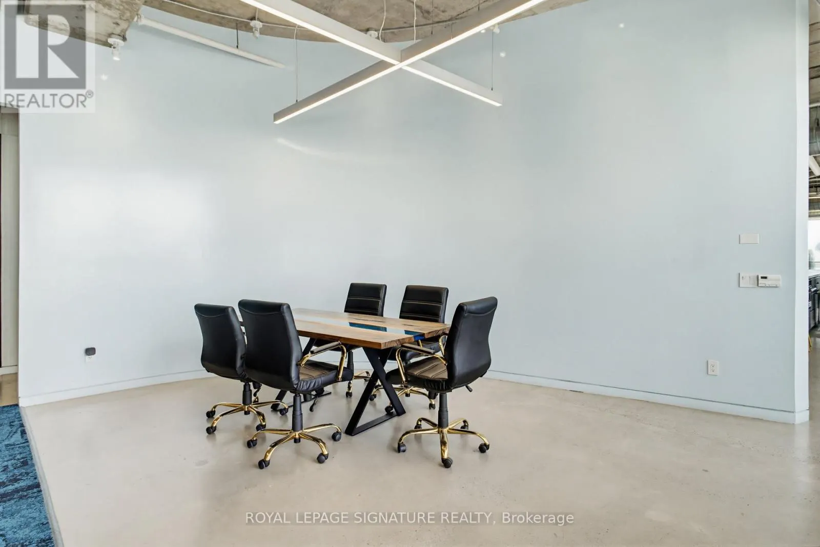 1314-1324 - 130 QUEENS QUAY E