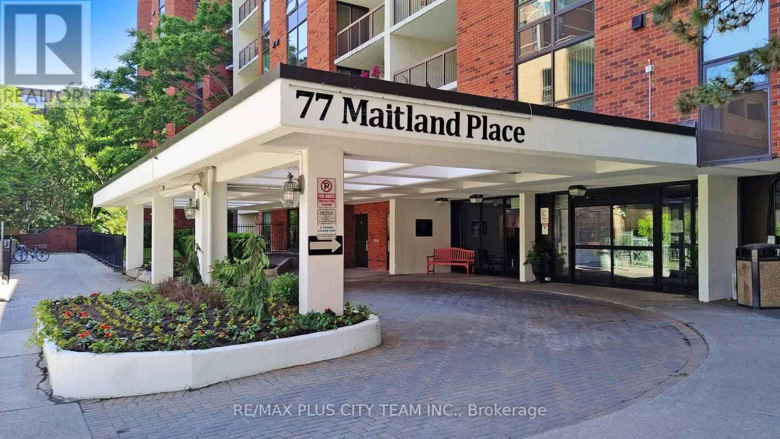 123 - 77 MAITLAND PLACE