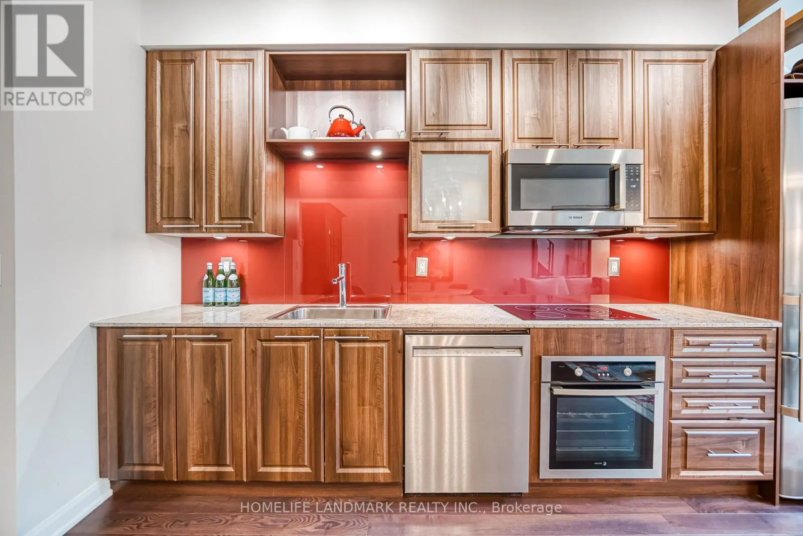 L101 - 150 HOMEWOOD AVENUE