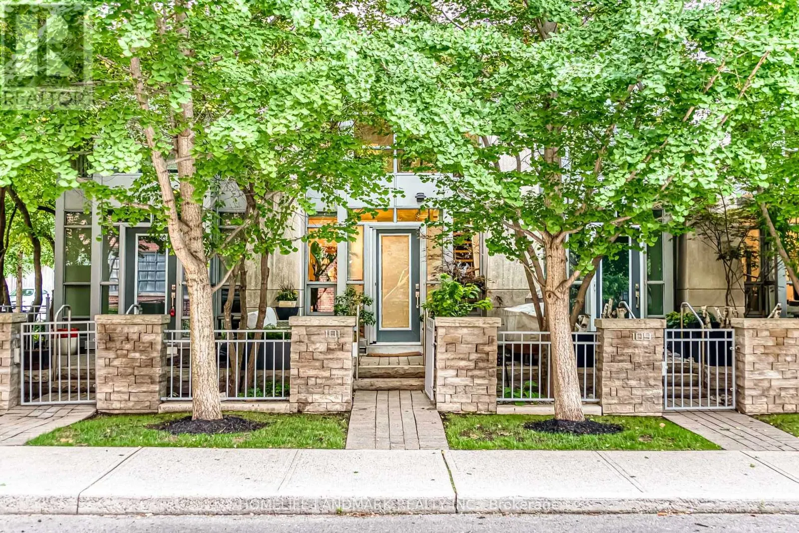 L101 - 150 HOMEWOOD AVENUE