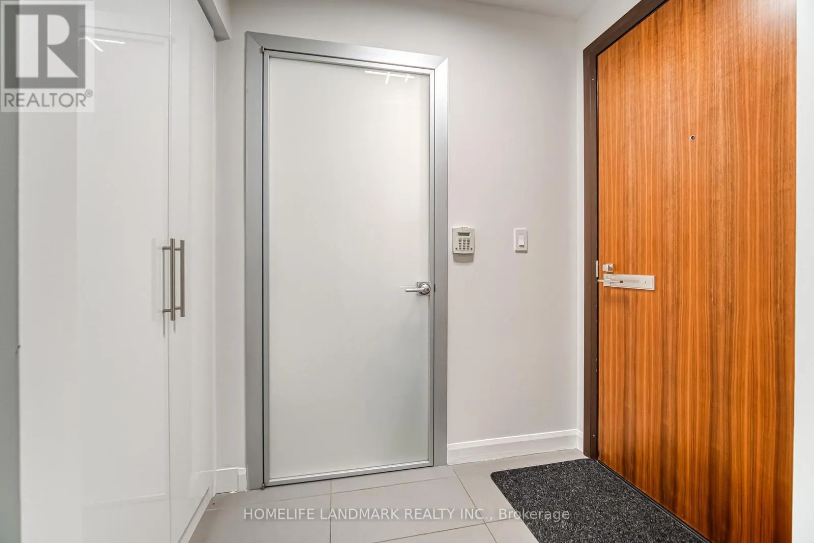 L101 - 150 HOMEWOOD AVENUE