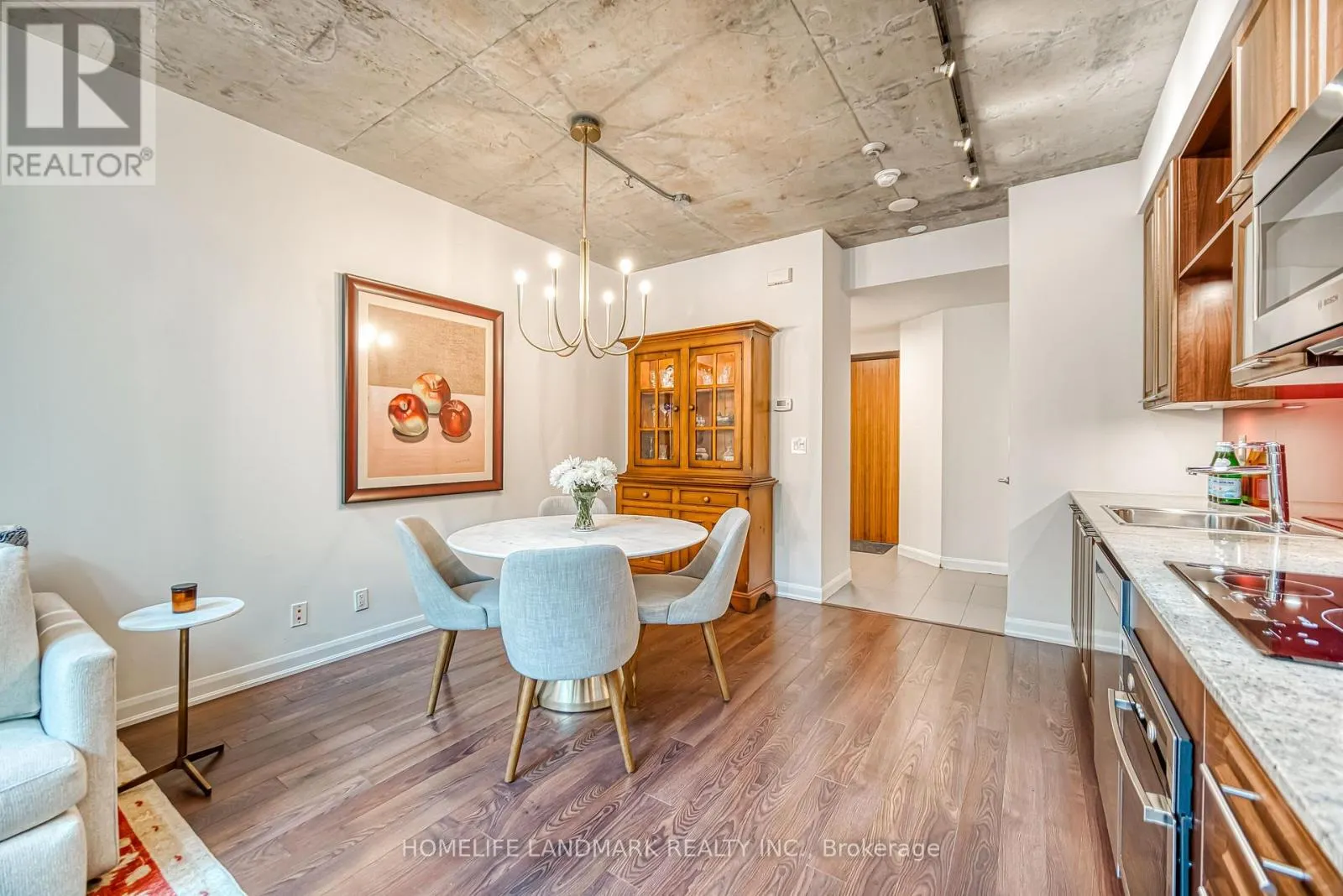 L101 - 150 HOMEWOOD AVENUE