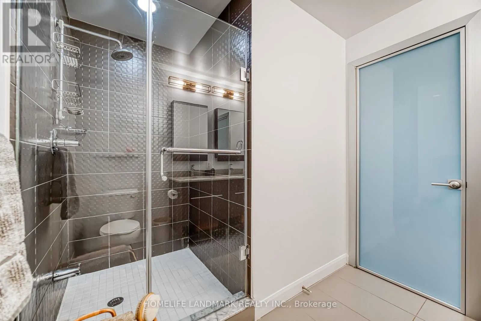 L101 - 150 HOMEWOOD AVENUE
